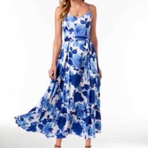 Belted Floral-print Maxi Dress In Blue White - Picture 1 of 2
